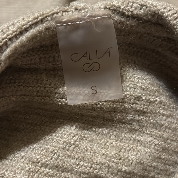 CALIA by Carrie Underwood Tan Hoodie - Picture 4 of 6